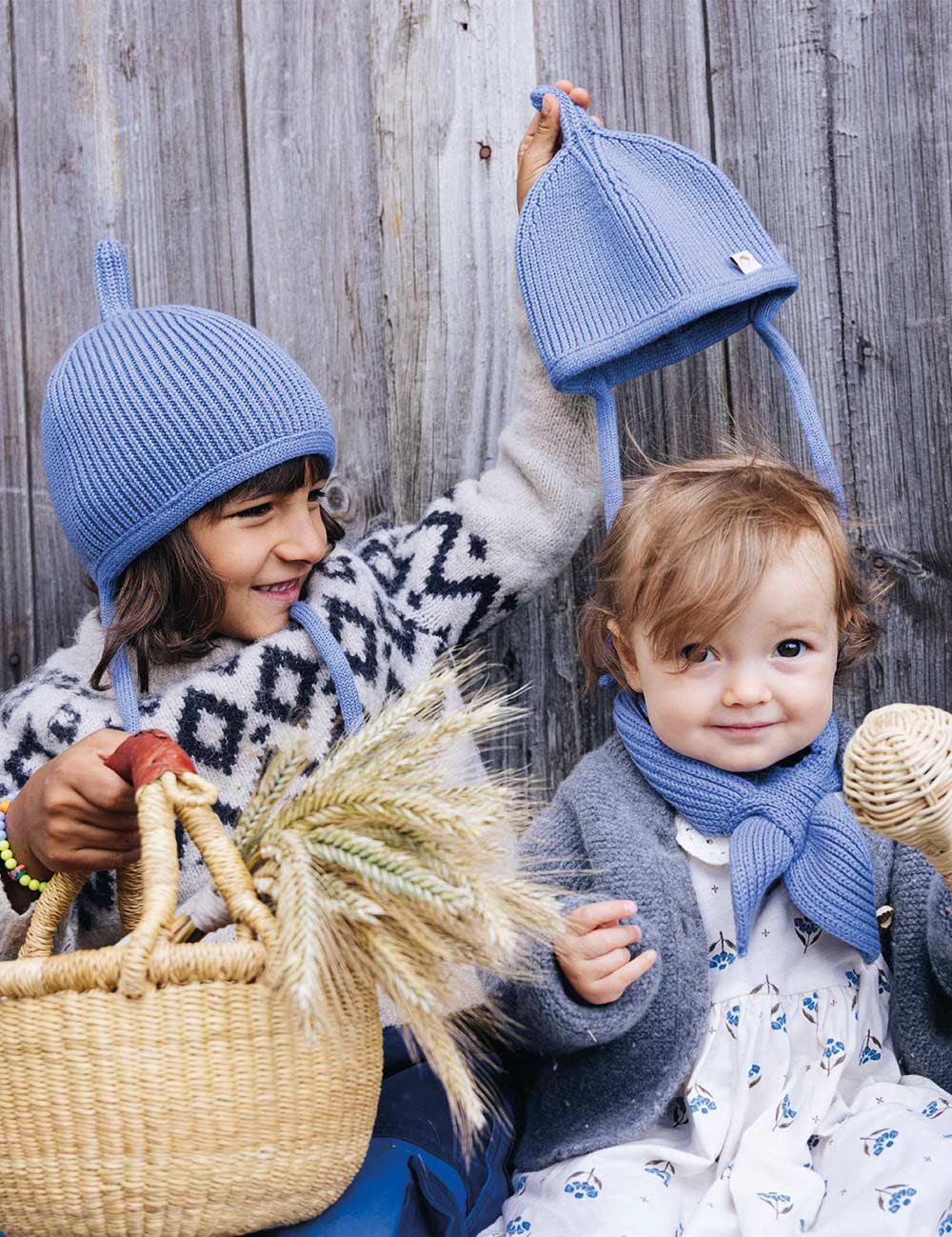 Children's hat PINNI light blue