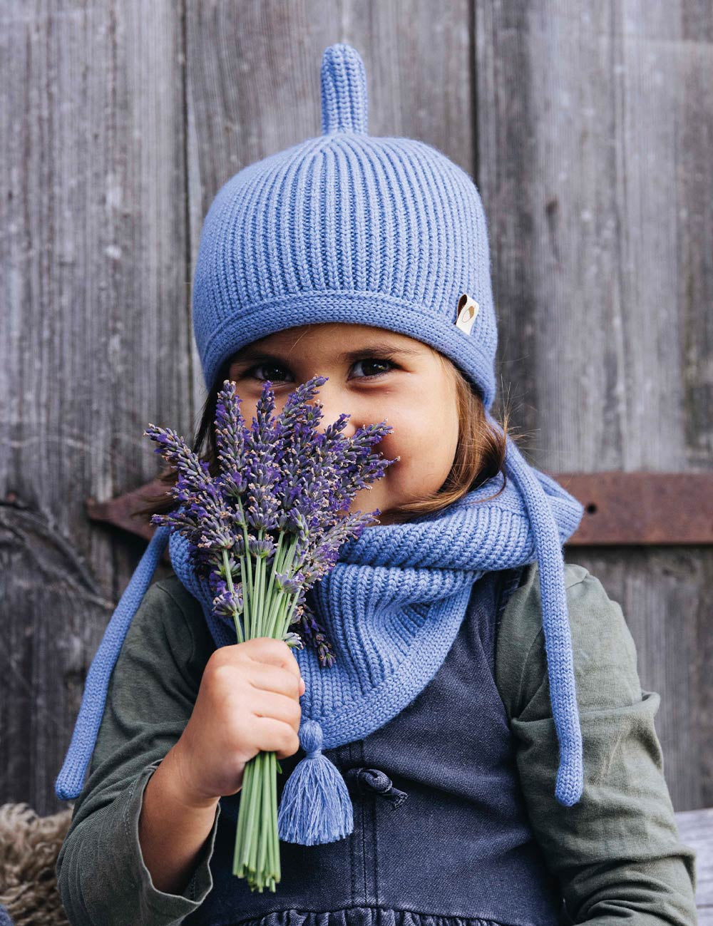 Children's hat PINNI light blue