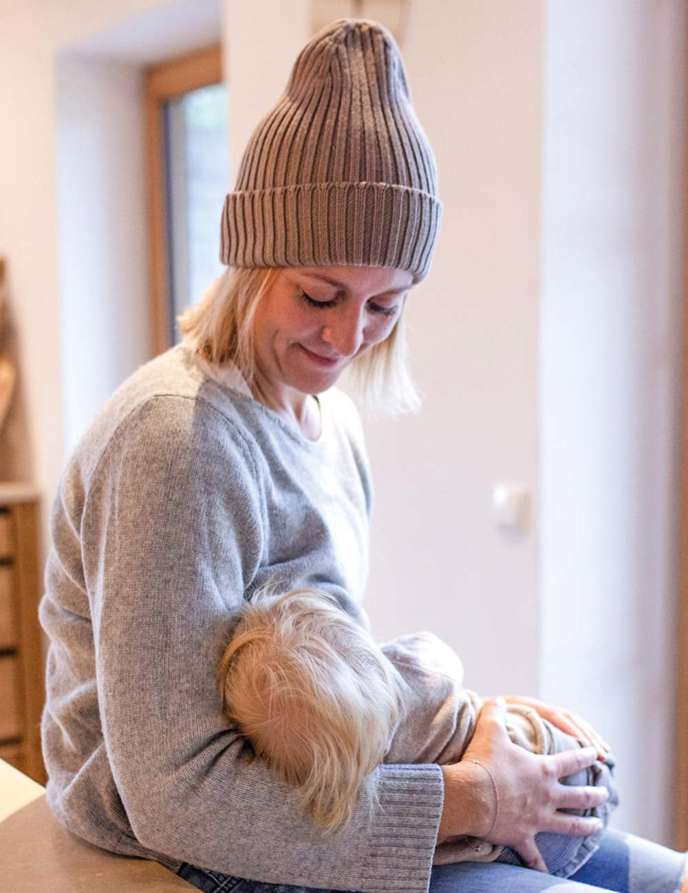 Beanie beige til voksne