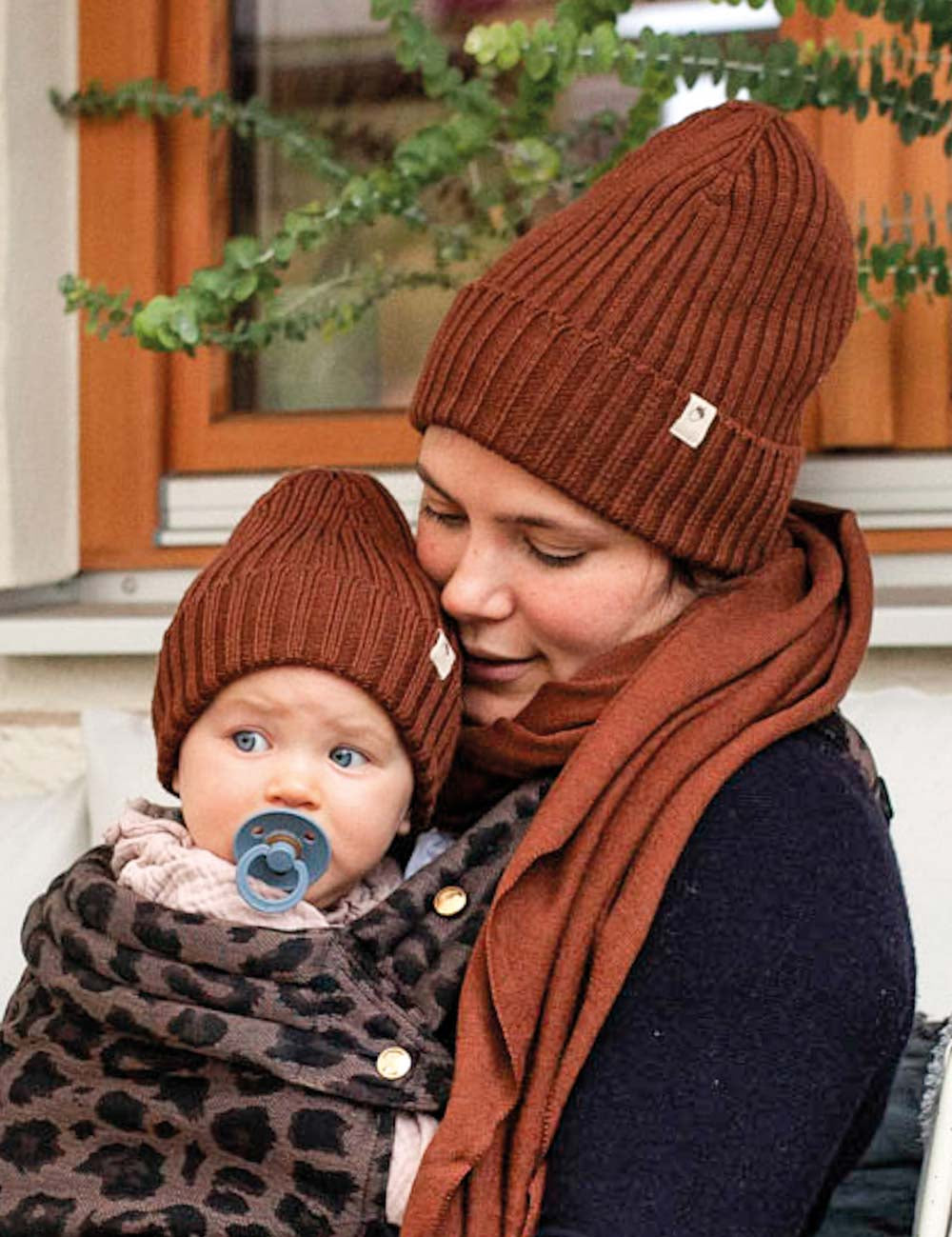 Gorro para niños marrón
