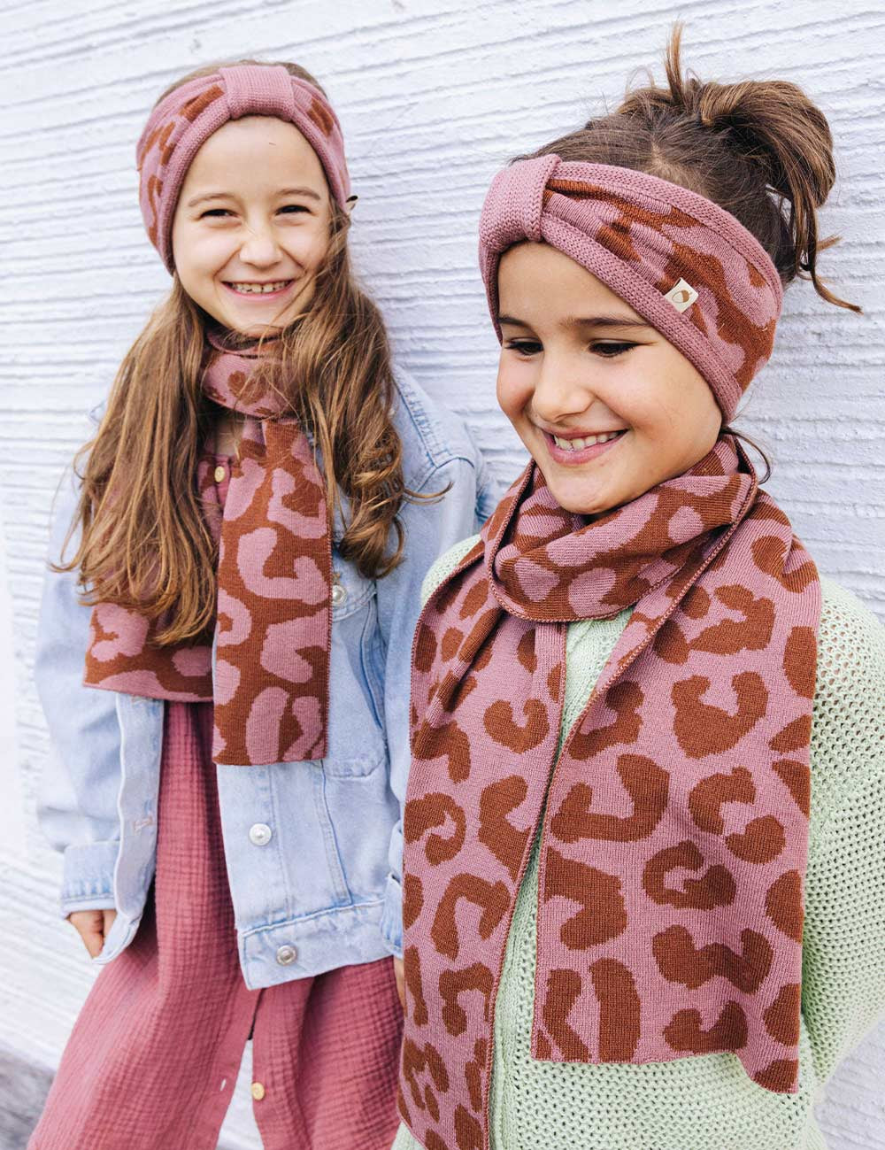 Children's scarf LEO pink/brown