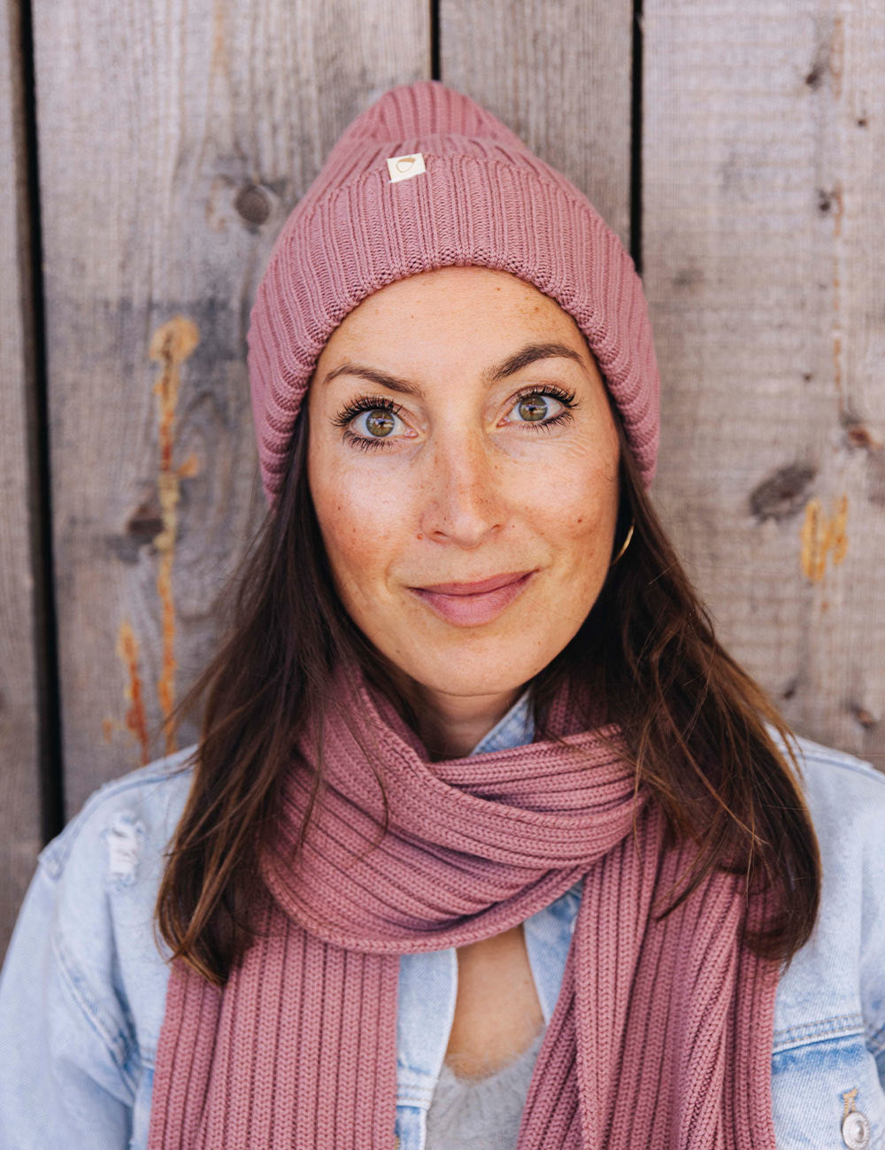02_beanie-rose-tragebild.jpg