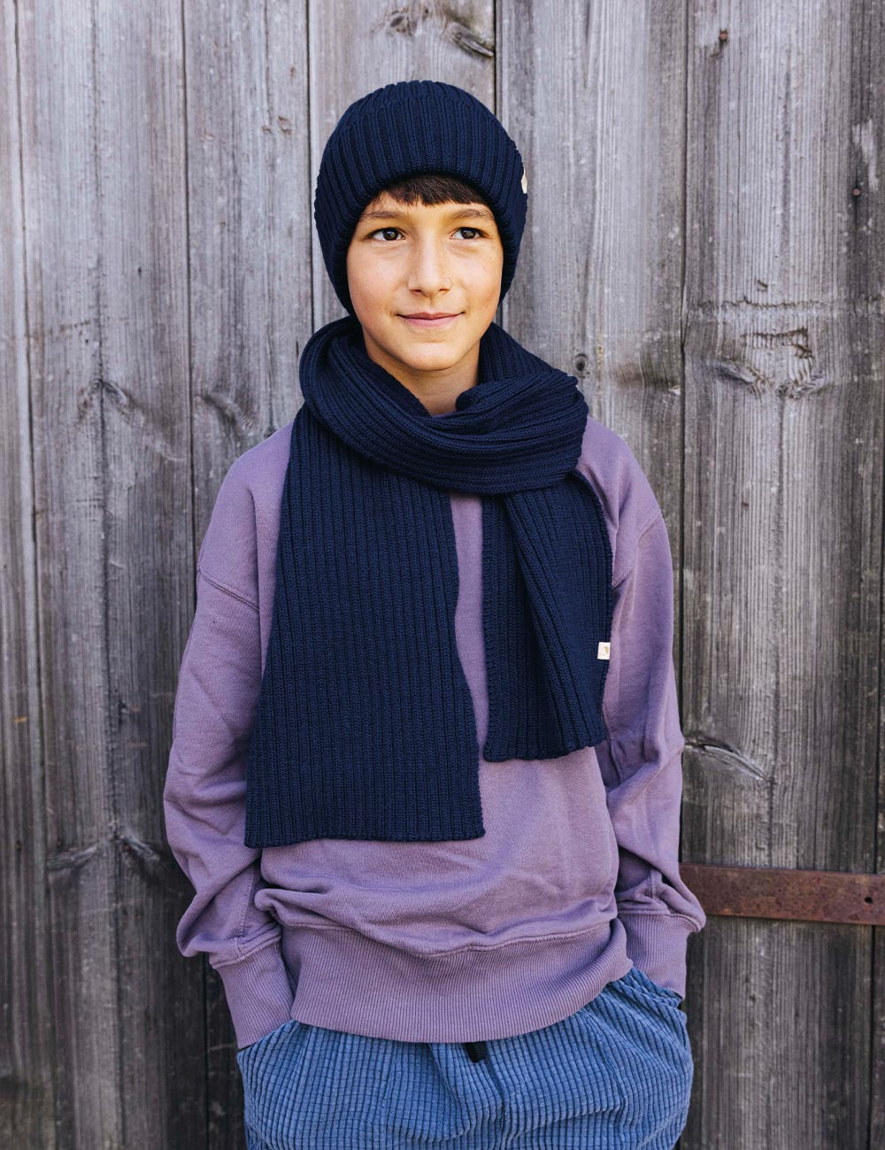 08_Schal-Sami-dunkelblau.jpg