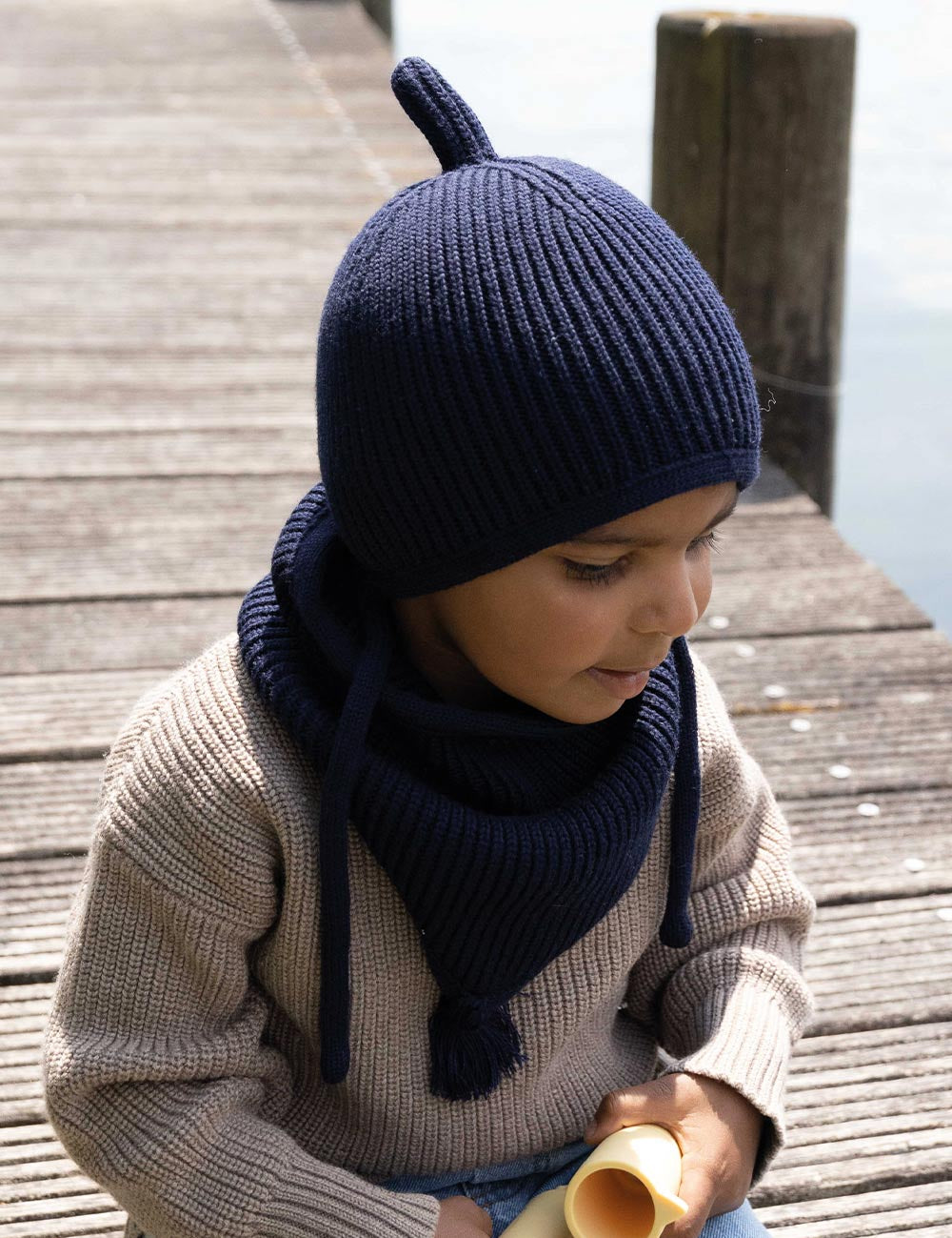 beanie-perlweiss-tragebild5_7dadfb3d-b1d2-4379-b575-c330fd10d427.jpg