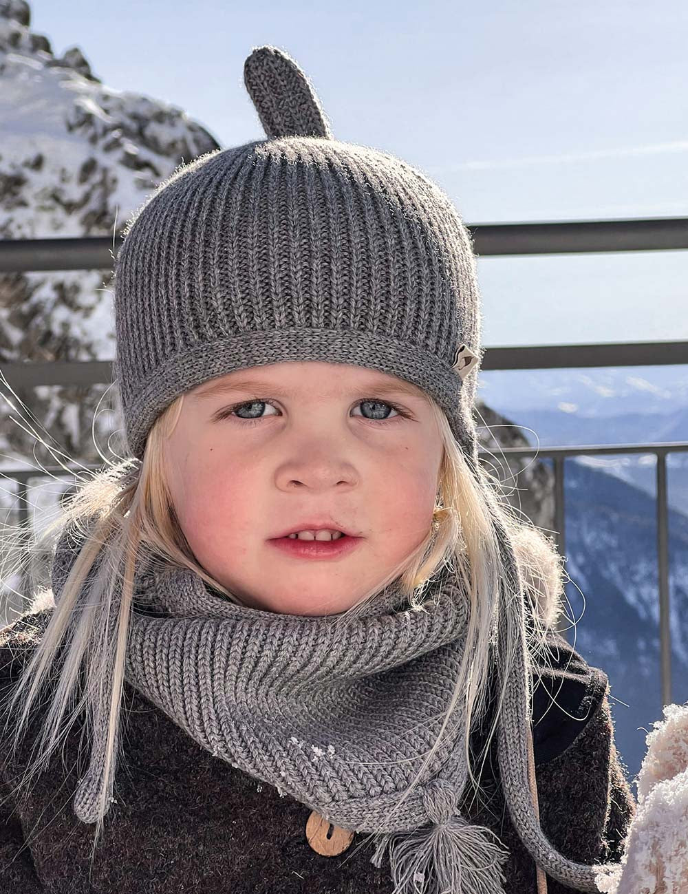 Kindermütze PINNI hellgrau meliert